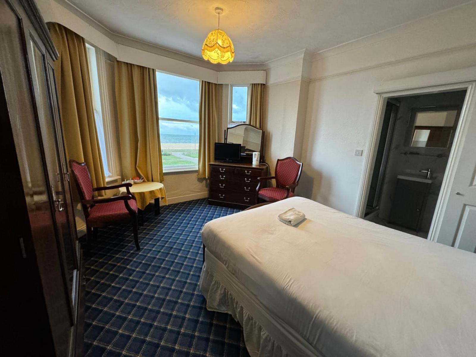 Royal Hotel Great Yarmouth Exterior photo