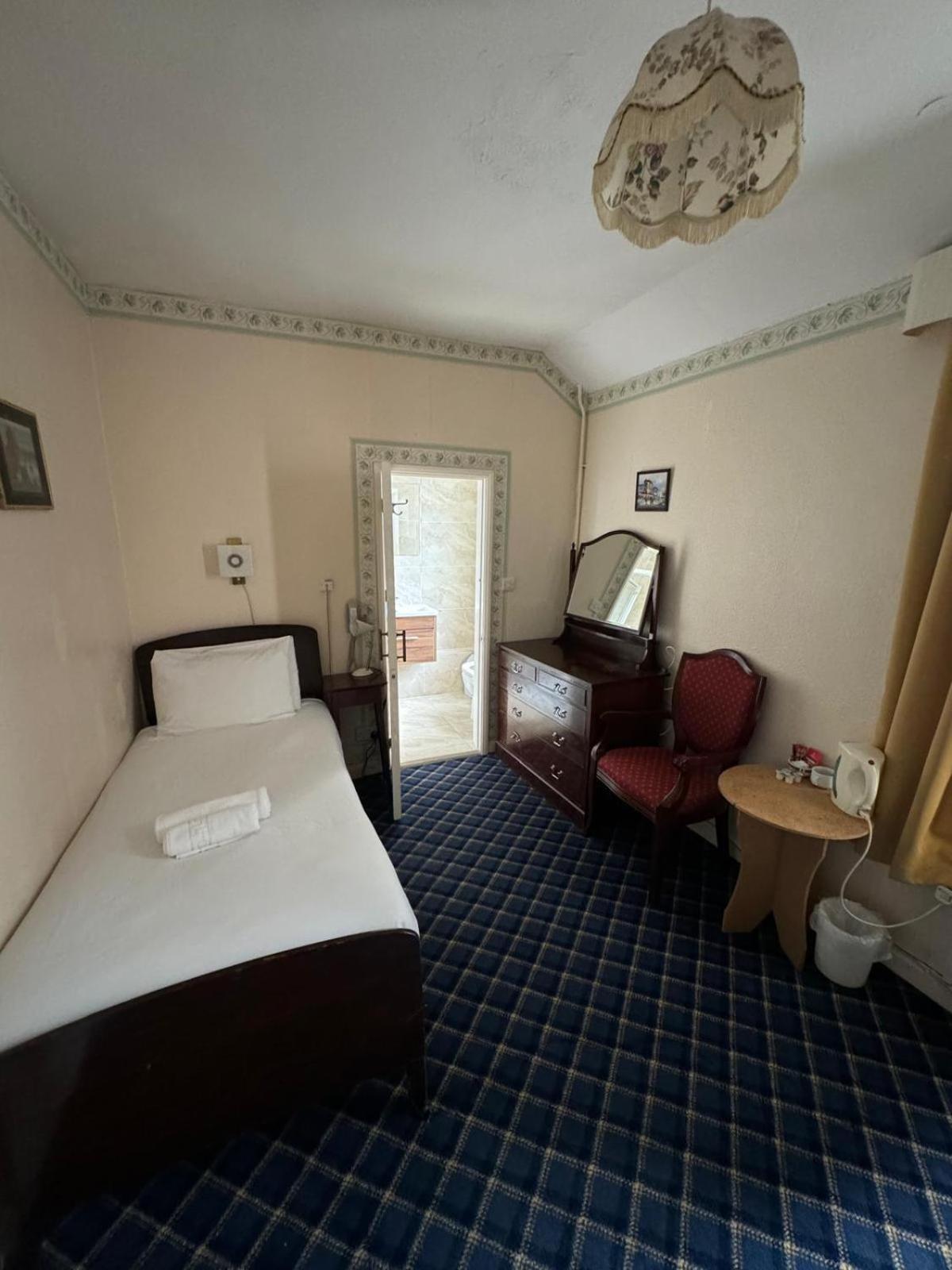 Royal Hotel Great Yarmouth Room photo