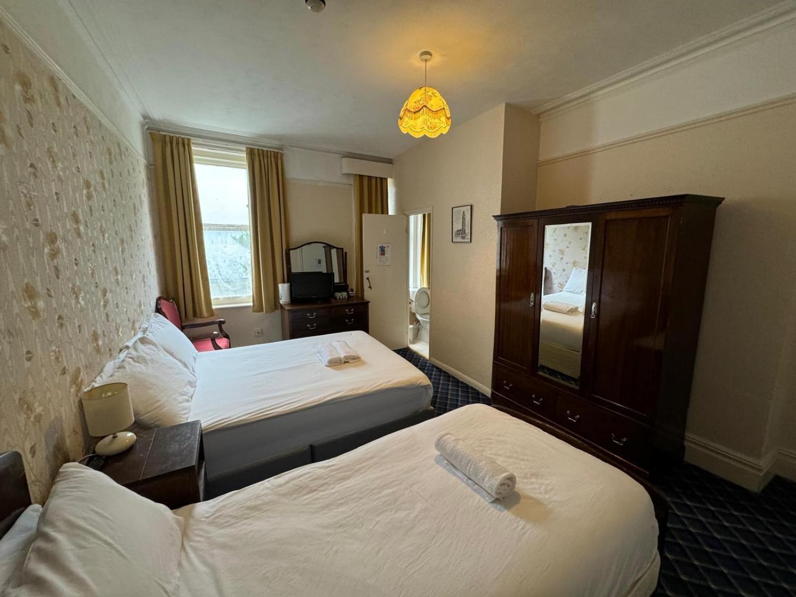Royal Hotel Great Yarmouth Room photo